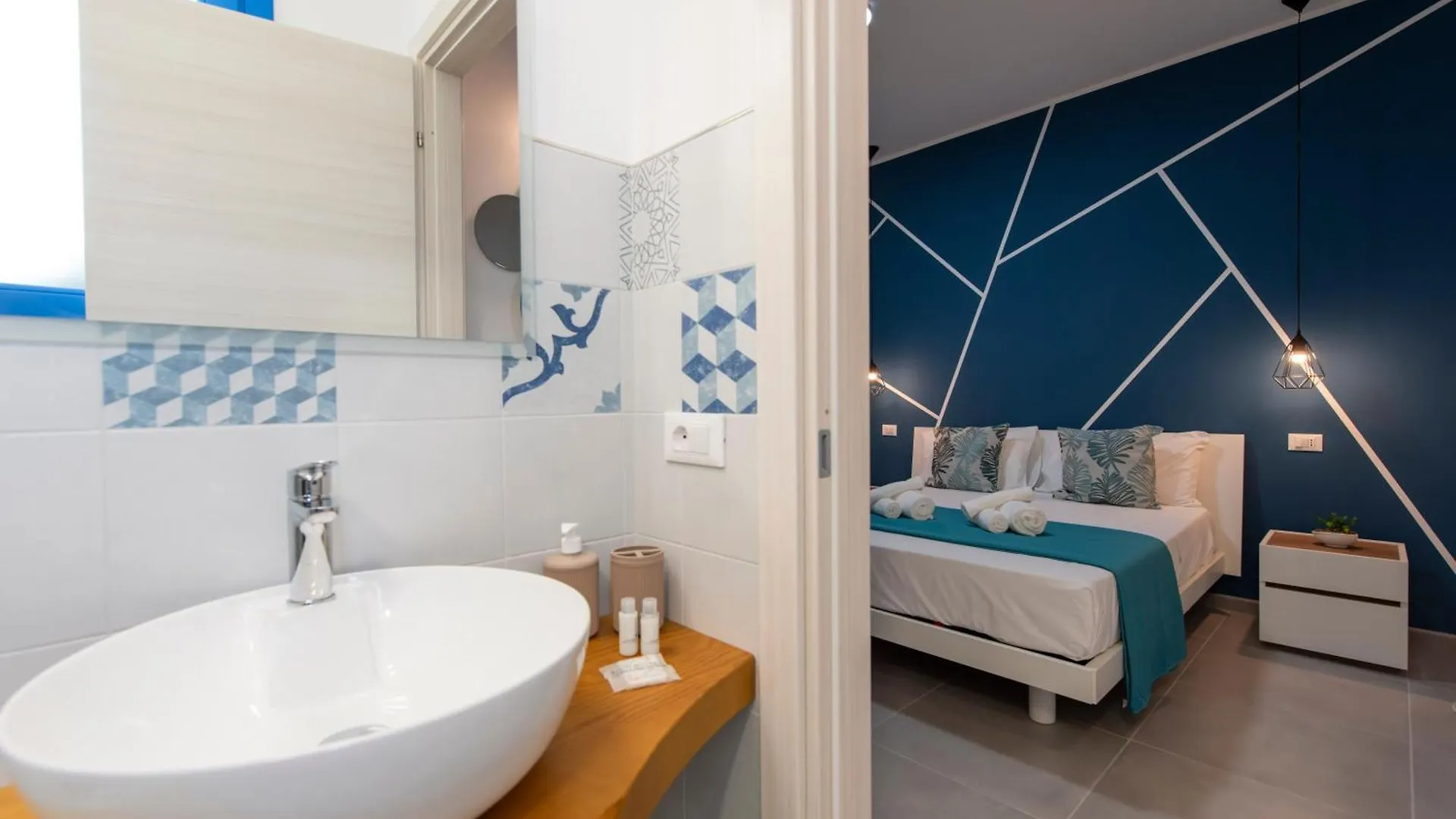 Bed And Breakfast Da Francesca Castelluzzo 0*,  Italien