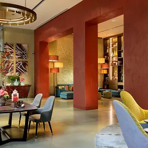 Enterprise Design & Boutique 4*, מילאנו איטליה